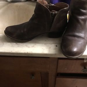 Used lucky brand ankle boots
